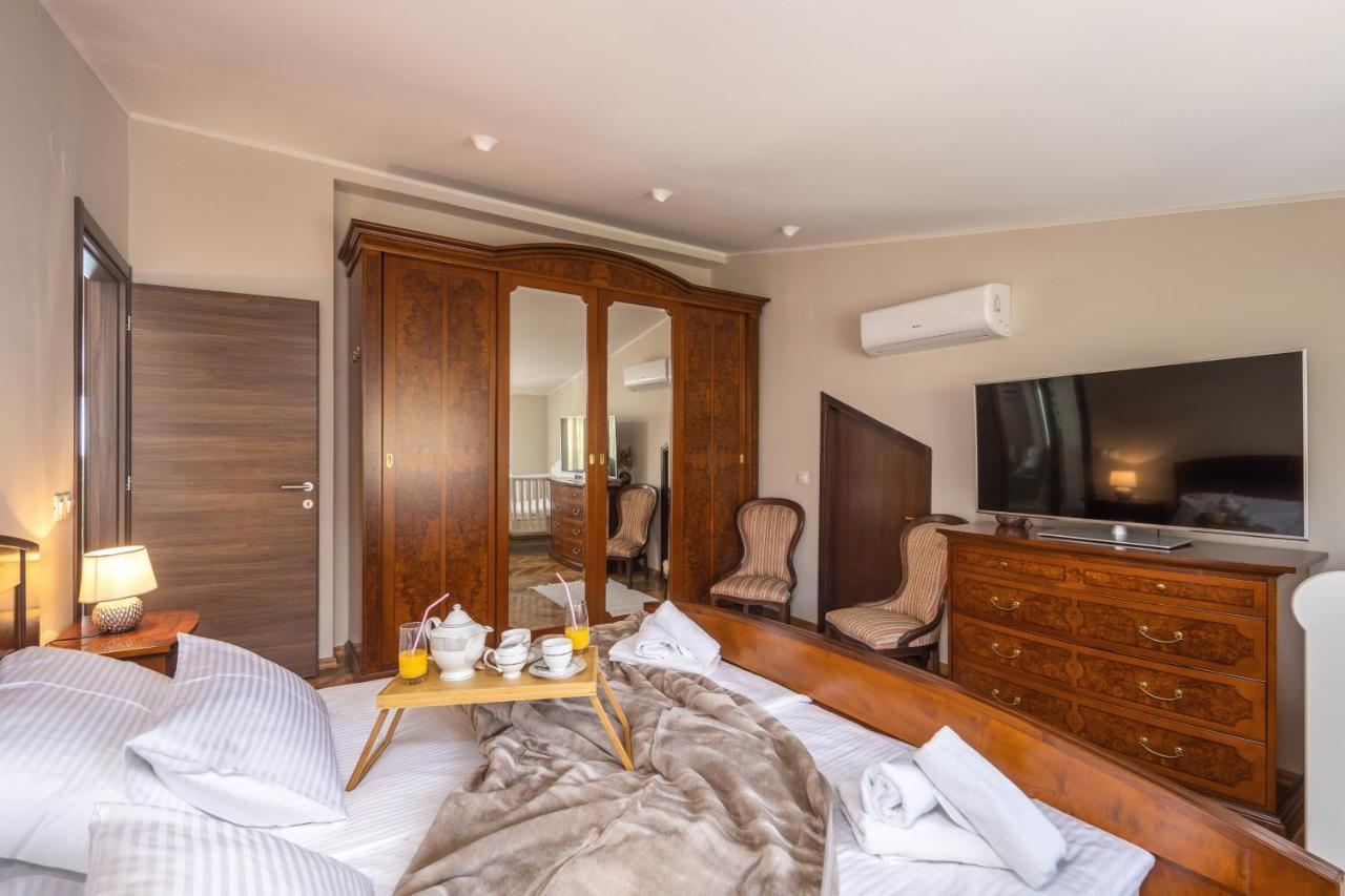 Villa Adriatic, Apartment Enio With Swimming Pool, Panoramic Sew View, Free Parking Icici Exterior photo